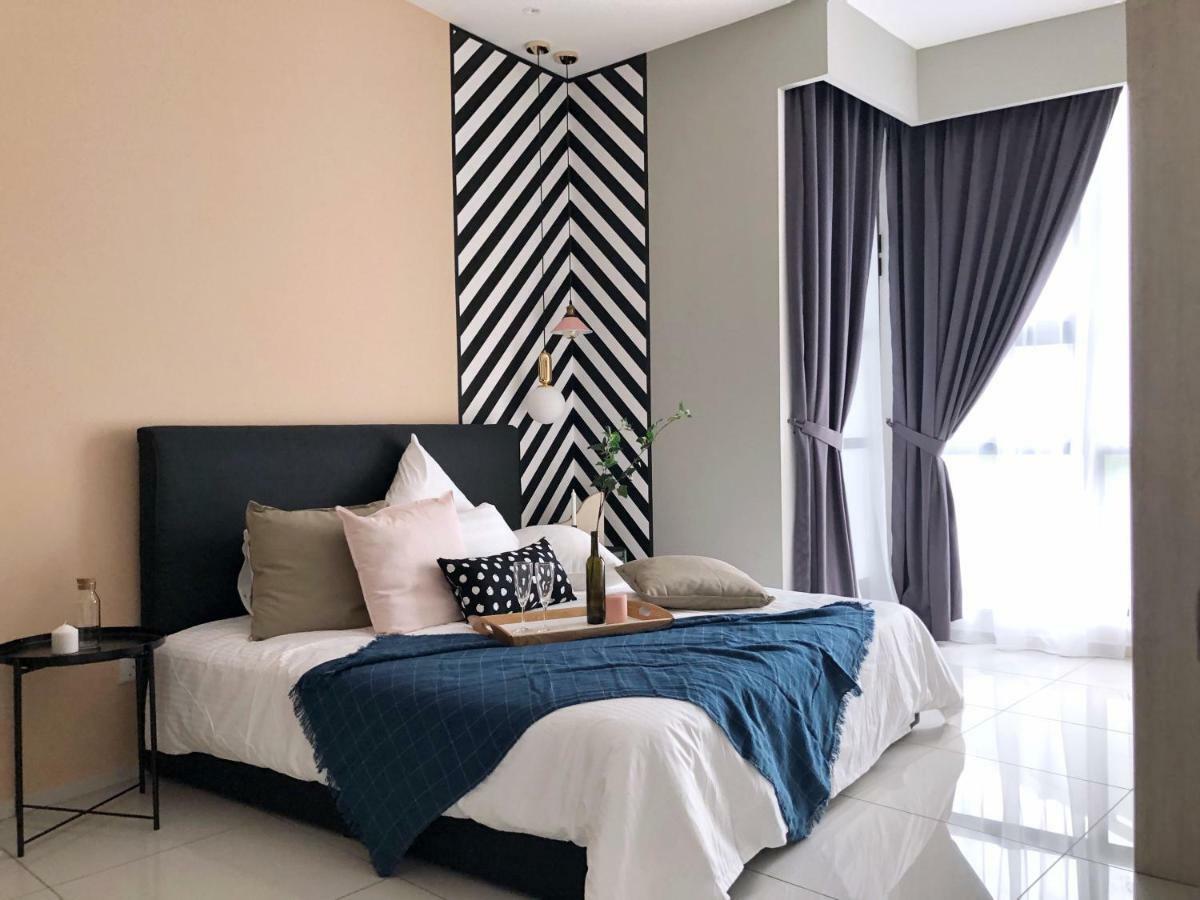 The Robertson Klcc Apartment Kuala Lumpur Bagian luar foto