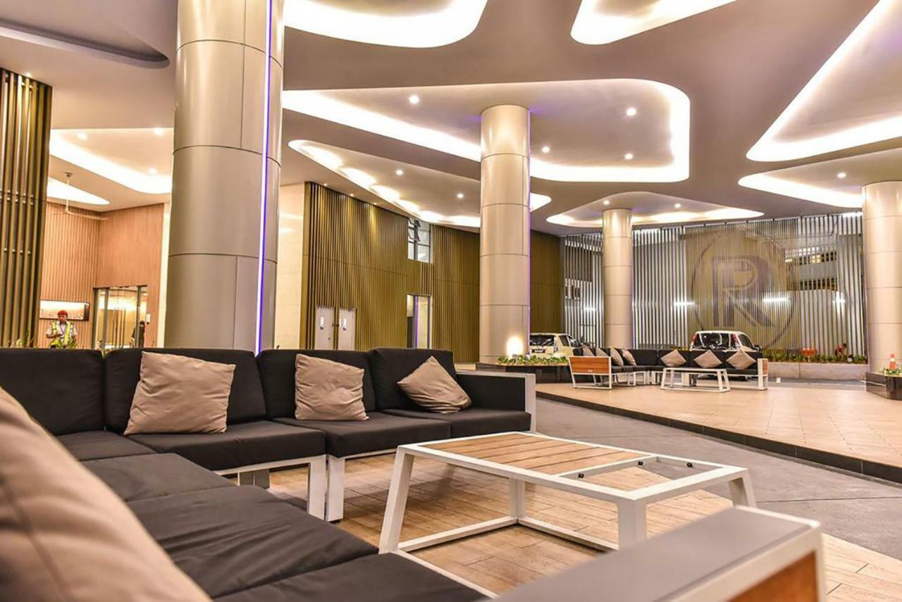 The Robertson Klcc Apartment Kuala Lumpur Bagian luar foto